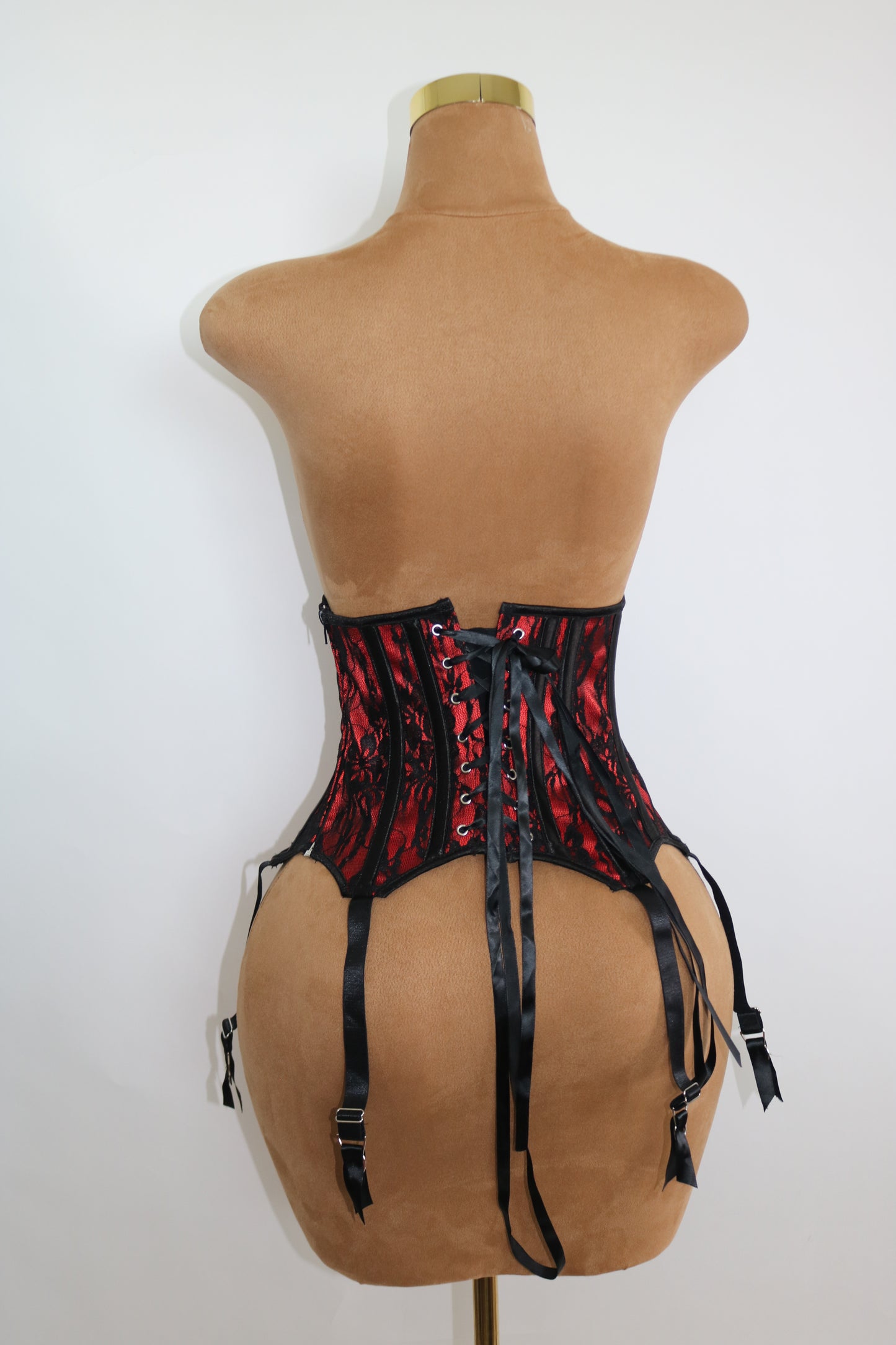 Red Fredricks Of Hollywood corset